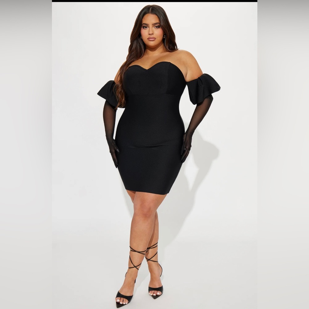 Women’s 1X BANDAGE DRESS with sheer gloves attached